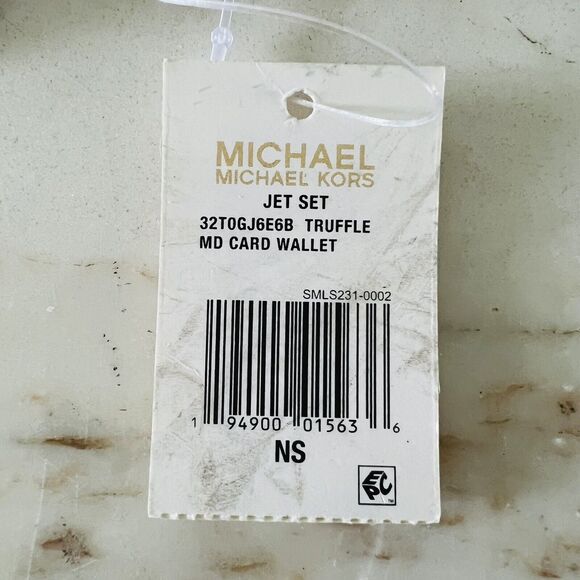 MICHAEL KORS Jet Set Truffle Logo Leather Medium Tri-Fold Card Wallet - Picture 8 of 8